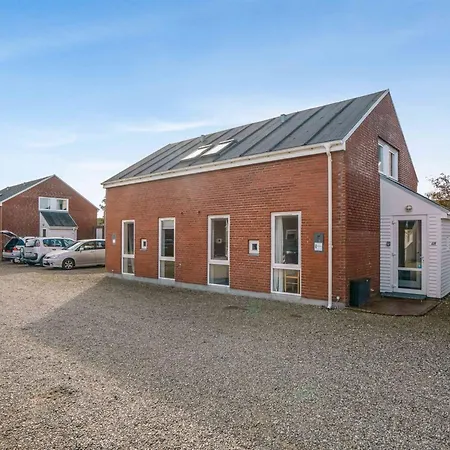 Palni - 2-3km From The Sea By Interhome *