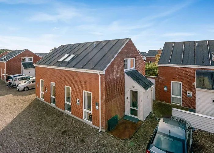 Palni - 2-3km From The Sea By Interhome *