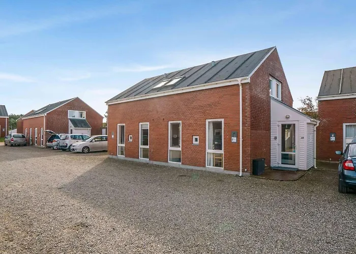 Palni - 2-3km From The Sea By Interhome *