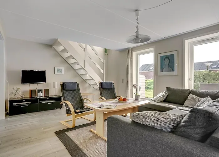 Palni - 2-3km From The Sea By Interhome